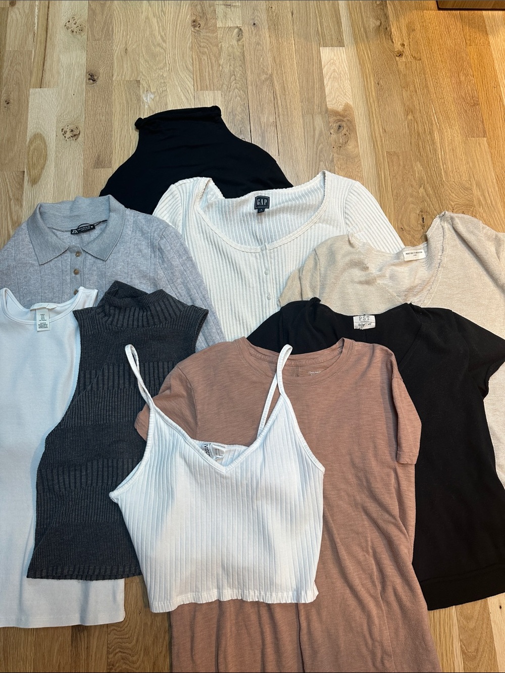 GAP, Abercrombie, AE, Urban Outfitters lot